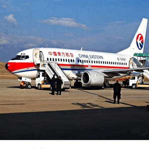 查干湖机场物流航空快运业稳步发展的原因是什么？